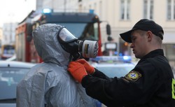 Kiełbaska w paczce sparaliżowała centrum Warszawy. Alarm odwołany