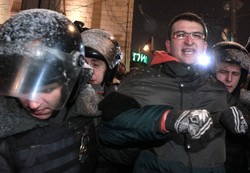 Zatrzymania opozycjonistów w Moskwie i Petersburgu