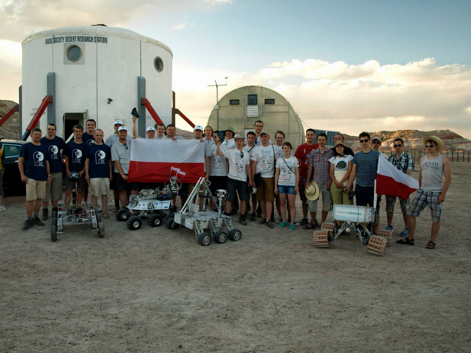 Zespół studentów Legendary Rover Team z Politechniki Rzeszowskiej