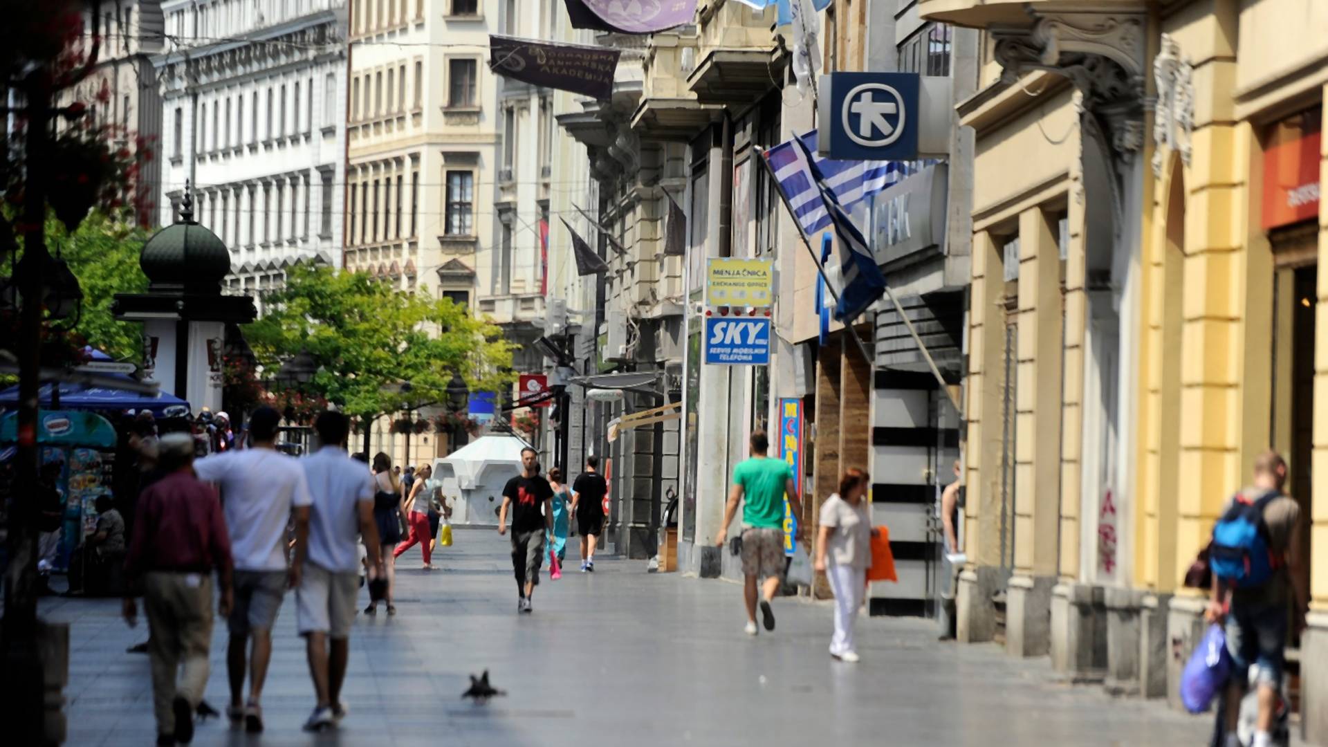 Krizni štab prelomio: pripreme za kovid propusnice u restoranima, noćnim klubovima i barovima