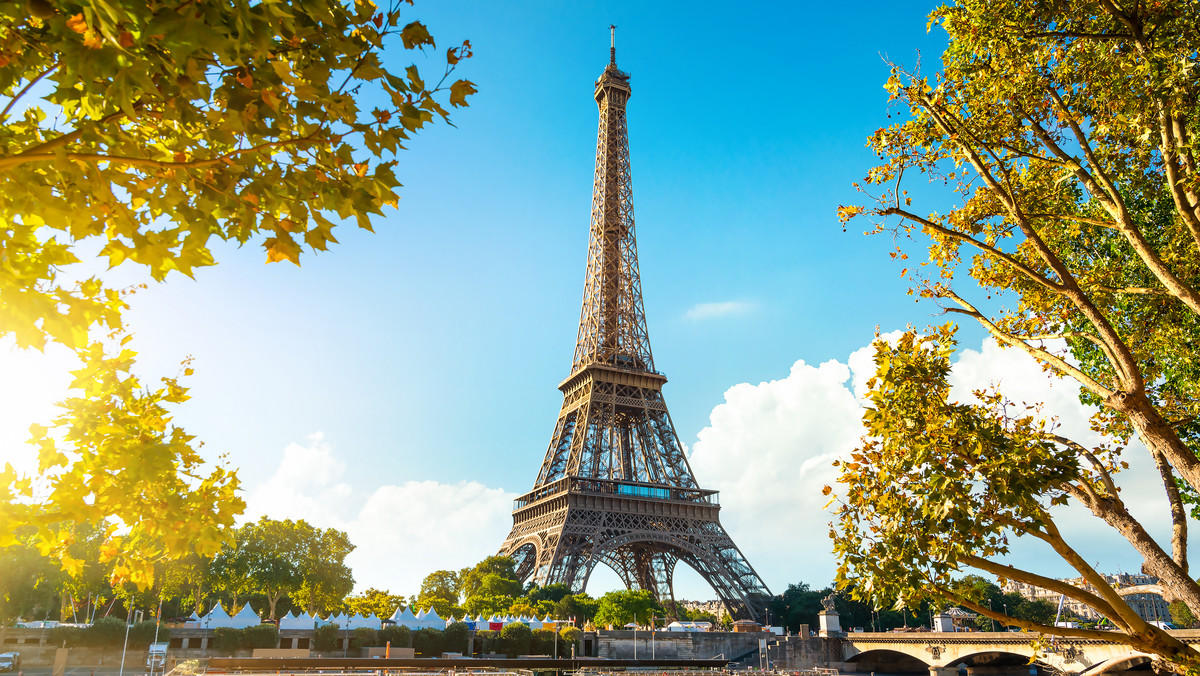 Francja: wieża Eiffla po ponad ośmiu miesiącach znów dostępna dla zwiedzających