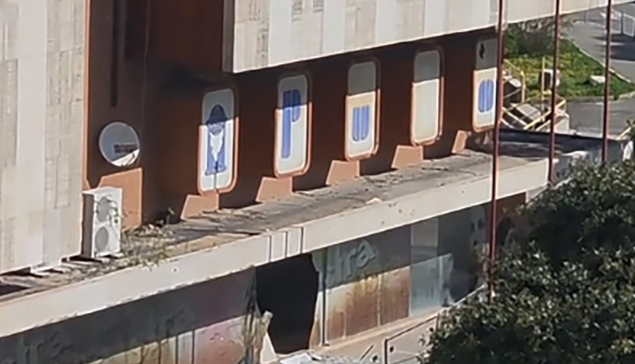 Prizori iz unutrašnjosti čuvene robne kuće iz doba SFRJ bude jezu: Kako je zgrada postala "oronula senka slavne prošlosti"