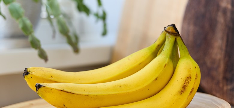 Skórka bananowa z octem to mieszanka niezbędna w każdym domu. Zdziwisz się, jakie ma zastosowanie!