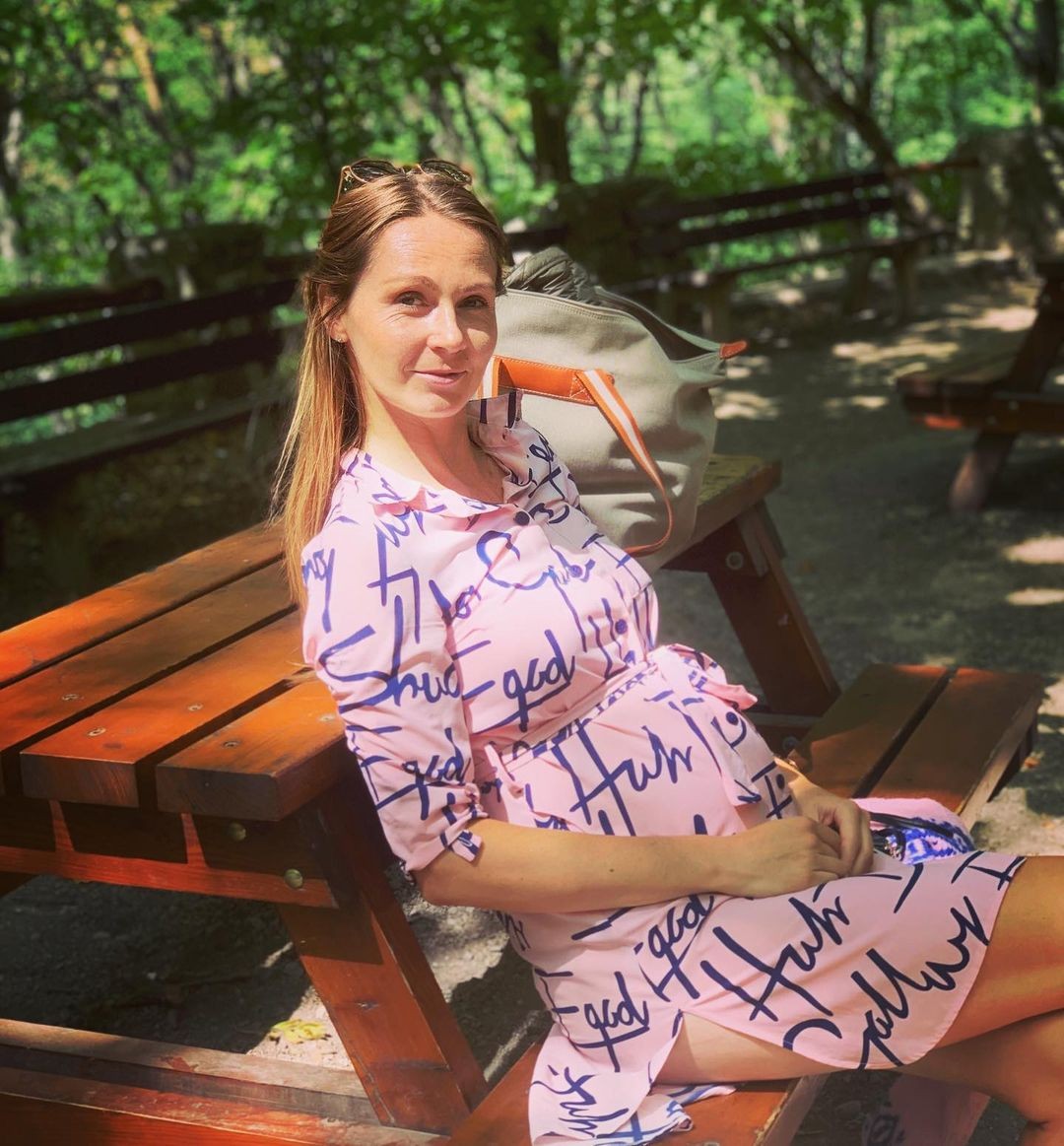 Magda porodila synčeka. 
