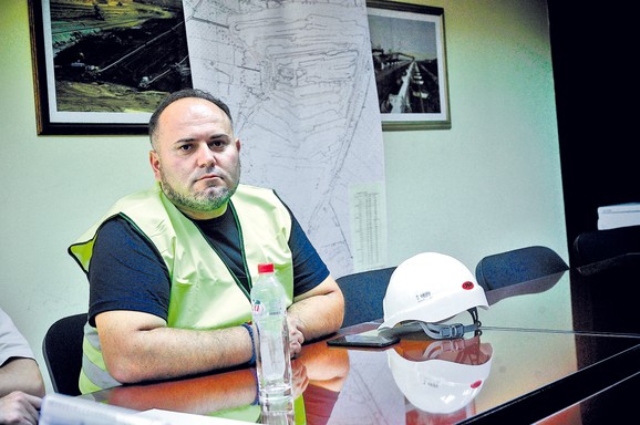 Å½eljko VojinoviÄ: Ljudi svoju zaradu plaÄaju zdravljem, mnogi penziju i ne doÄekaju