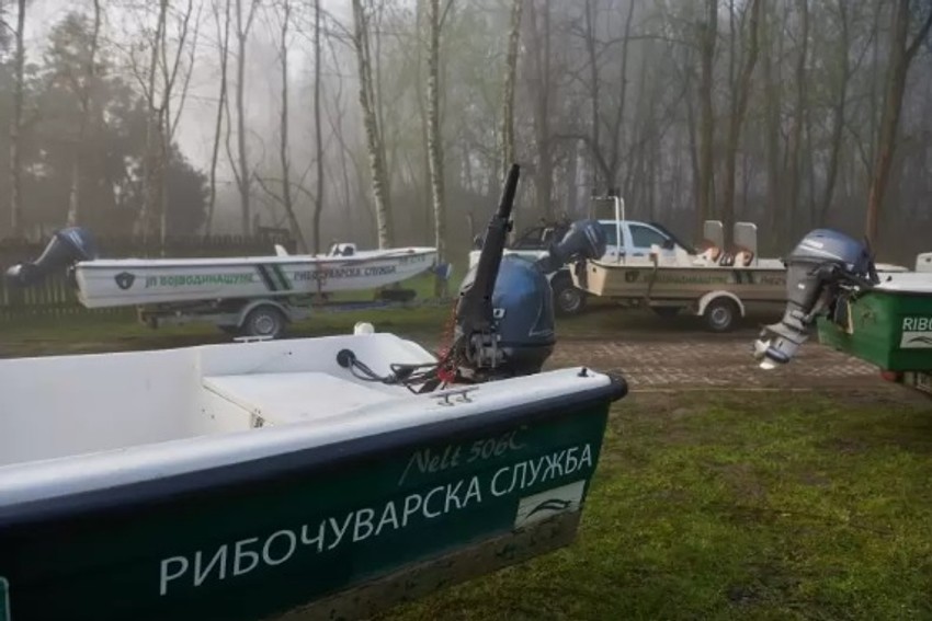 Ribočuvari JP "Vojvodinašume"