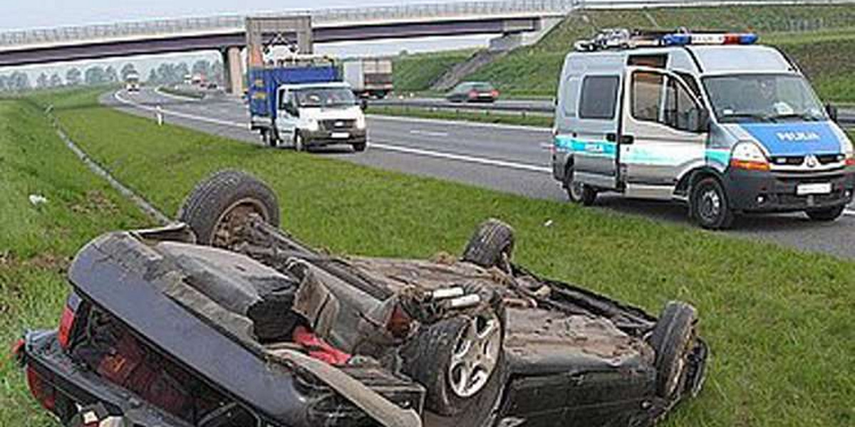 Tragedia rodzinna. 10-latka zginęła podczas dachowania