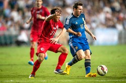 Argentyna wygrała z Hongkongiem aż 7:0. WIDEO