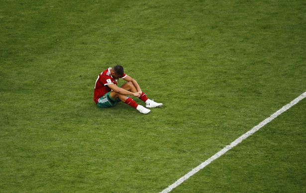 Aziz Bouhaddouz pierwszym pechowcem na mundialu w Rosji. Zobacz samobója, który dał zwycięstwo Iranowi