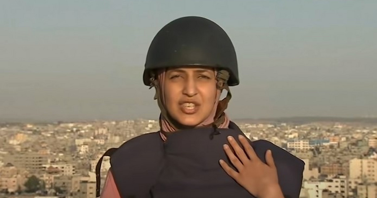 La periodista habló sobre los hechos en la Franja de Gaza hasta que un misil golpeó a Block a sus espaldas.