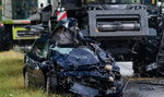Tragiczny wypadek pod Oławą. Samochód zderzył się z kombajnem, zginął 20-letni kierowca