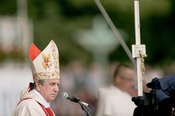 Polski metropolita: Katolik nie może popierać in vitro