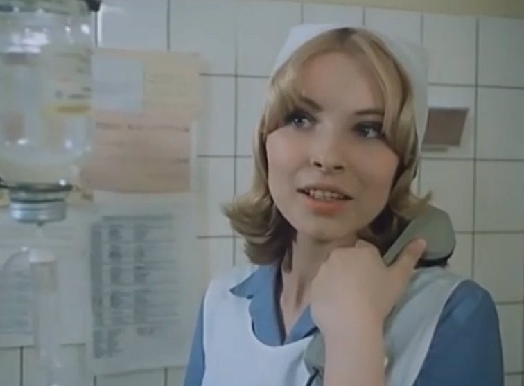 Adriana ako druhá láska Štěpána Šafránka vo filme Jak básníci přicházejí o iluze (1984)