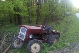 Traktorzysta zadzwonił na pogotowie. Zgłoszenie wydało się podejrzane. Teraz grozi mu więzienie