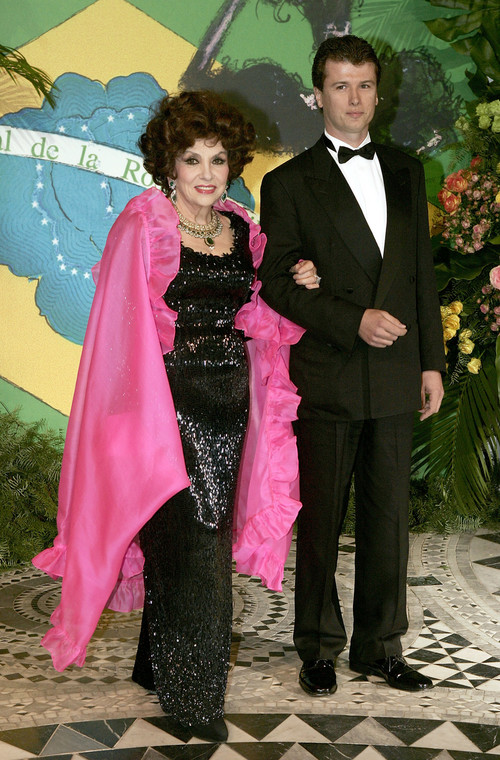 Gina Lollobrigida i Javier Rigau y Rafols w 2005 r.