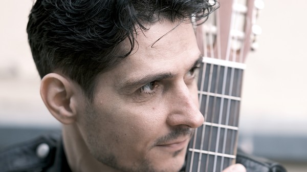 Pisarz odwiedził już CAL Maślice, CAL Księże Małe, biblioteki w Wołowie, Siechnicach, Prusach, Zawoni i Środzie Śląskiej, a w planach ma kolejne spotkania.