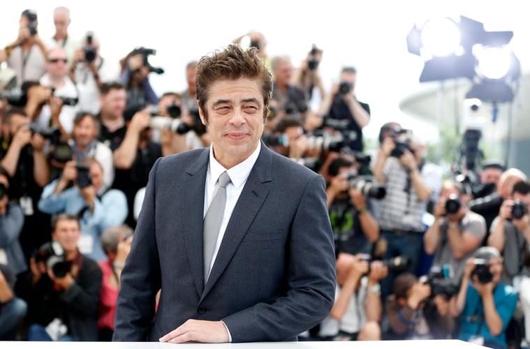 Benicio Del Toro promował 'A Perfect Day' w Cannes