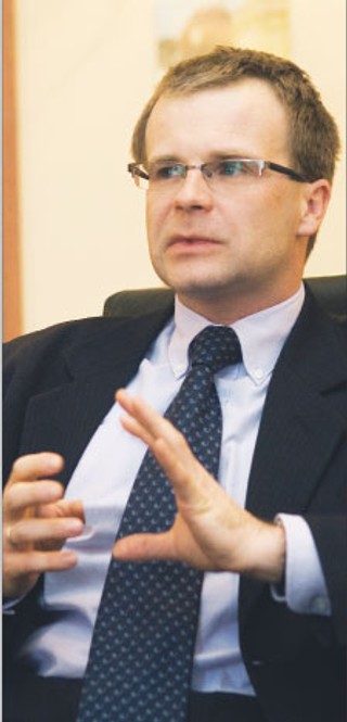 Projekt budżetu na 2010 rok powinien zakładać niewielki wzrost PKB