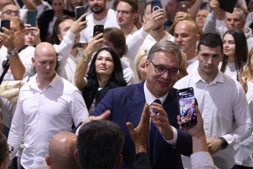 Predizborni skup u Areni