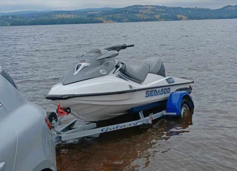 Skuter sa kojeg su pali Nikola i David