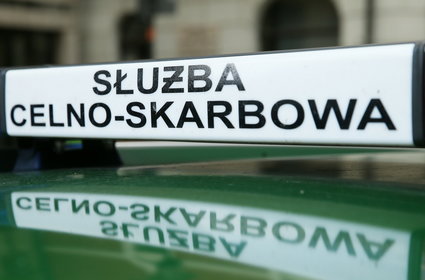 Kontrole skarbowe coraz bardziej dotykają Polaków. Wiemy, jak fiskus wybiera podatników do kontroli