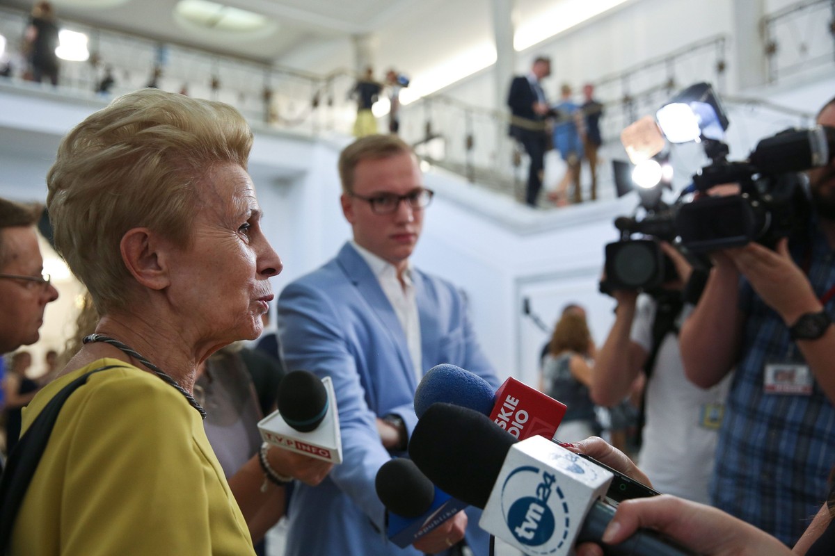 Iwona Śledzińska-Katarasińska