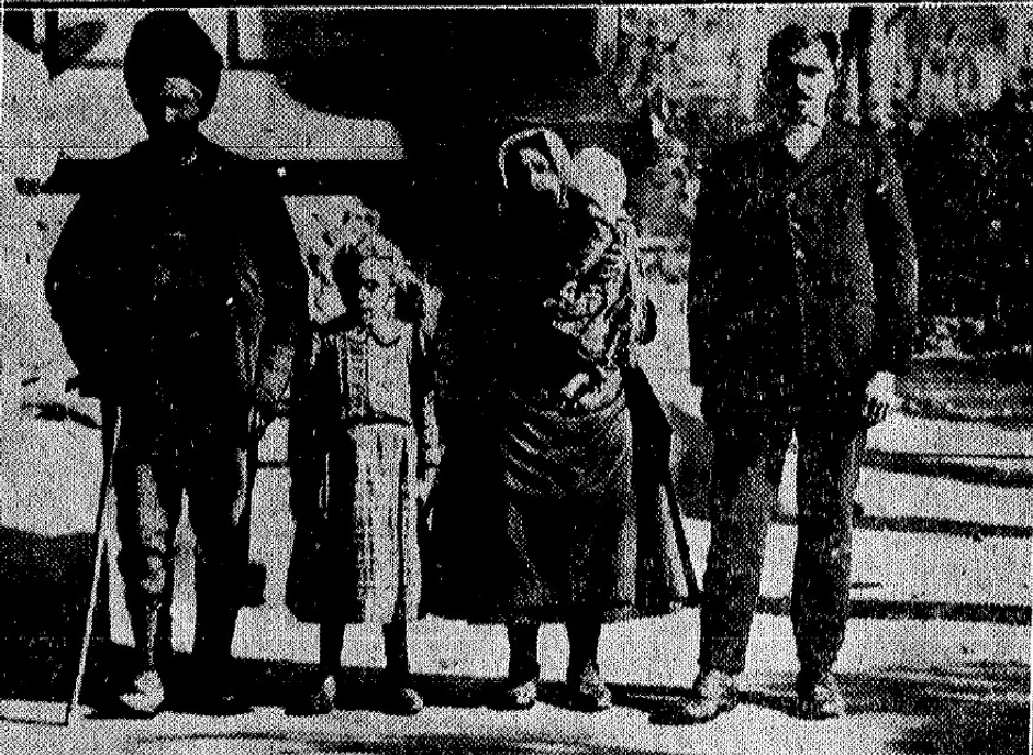 Pavle Tomić iz Rušnja sa sinom Živojinom, snajom i unucima