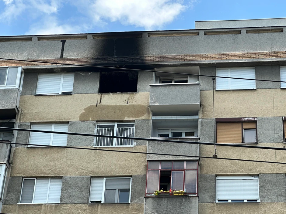 Požar je izbio u stanu na sedmog spratu u Ulici Vojvode Stepe