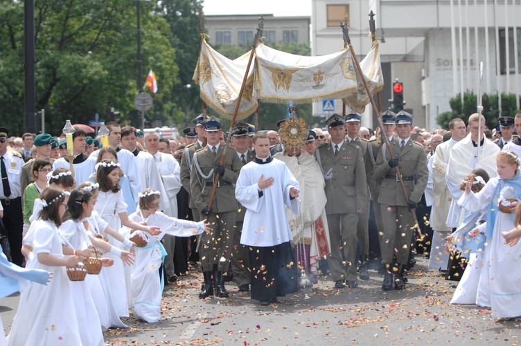 Procesja Bożego Ciała w Warszawie