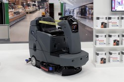 Roboty wkraczają do sieci Walmart