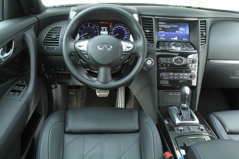 Infiniti QX70