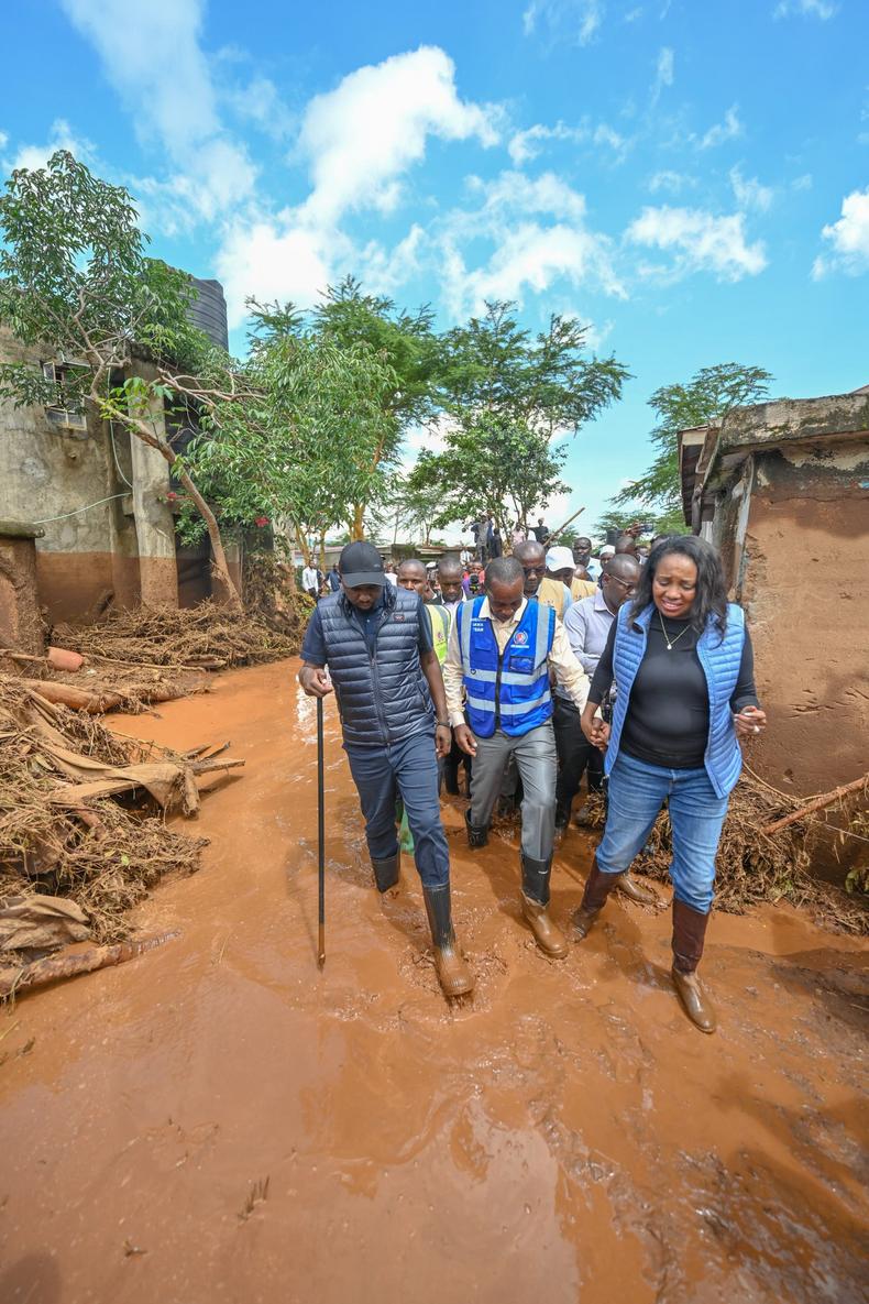 Roads & Transport CS Kipchumba Murkomen and Nakuru Governor Susan Kihika visited the area to visit the affected residents.