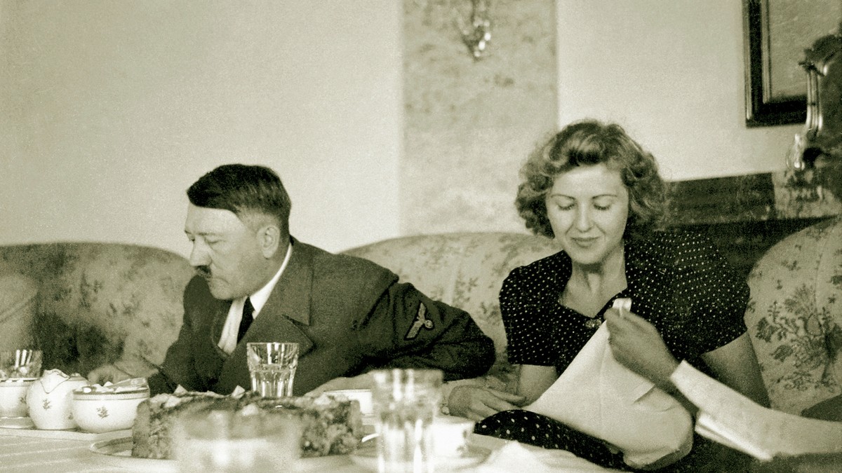 Eva Braun se posle intimnih odnosa sa Hitlerom ispirala sirćetom i vodom: Nije smela da zatrudni