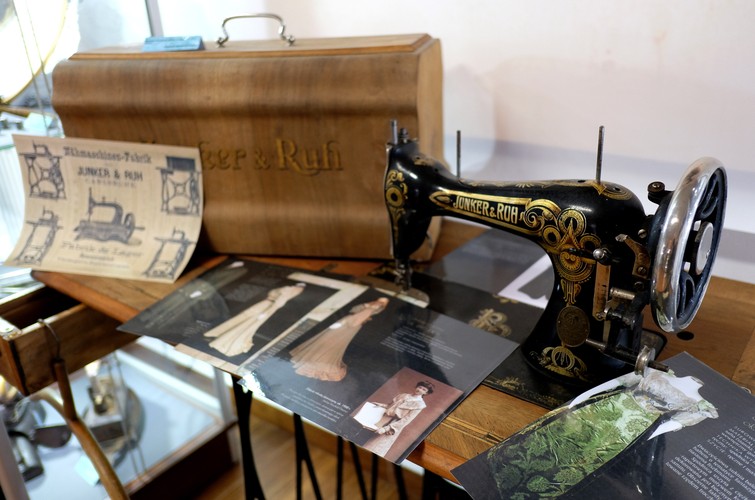 AKCESORIA DAWNEJ PERFEKCYJNEJ PANI DOMU