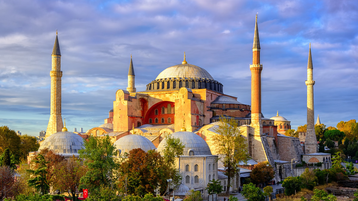 Zniszczenia świątyni Hagia Sophia. "Może zburzyć ją trzęsienie ziemi"
