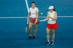 Świątek i Kawa prowadziły 5:1. Koszmar Polek w Billie Jean King Cup