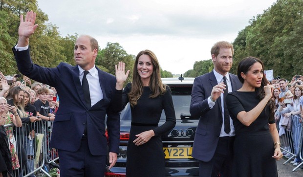 Princ i princeza od Velsa, Vilijam i Kejt, i vojvoda i vojvotkinja od Saseksa, Hari i Megan | Foto: Reuters