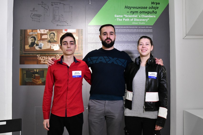 Idejni tvorac video igre "Naučnikove odaje: put otkrića"  Ivan Ljujić sa svojim timom 