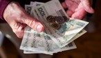 Zmiany w harmonogramie wypłat emerytur w grudniu. Podwójna wypłata i przyspieszenie przelewów dla seniorów. Komu ZUS wypłaci "15 emeryturę" na koniec roku?