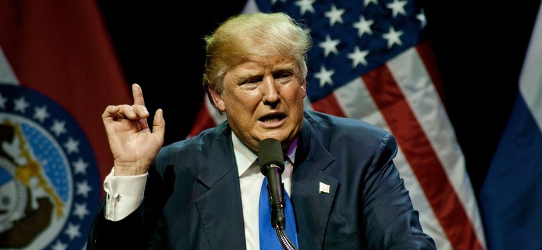 Donald Trump niszczy wywiad USA. Teorie spiskowe zamiast poważnych informacji