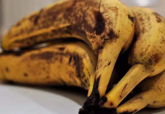 Jeśli wyrzucasz nakrapiane banany - robisz błąd. Zobacz, jakich właściwości nabywają te owoce