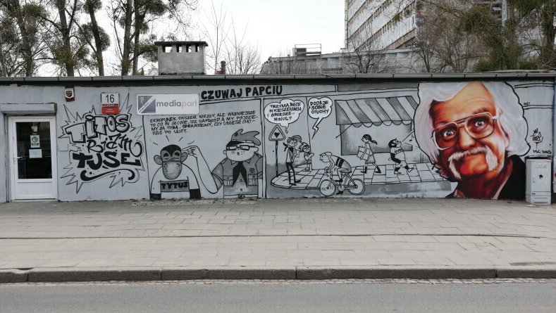 Papcio Chmiel ma swój mural. Odsłonięto go w Gdańsku