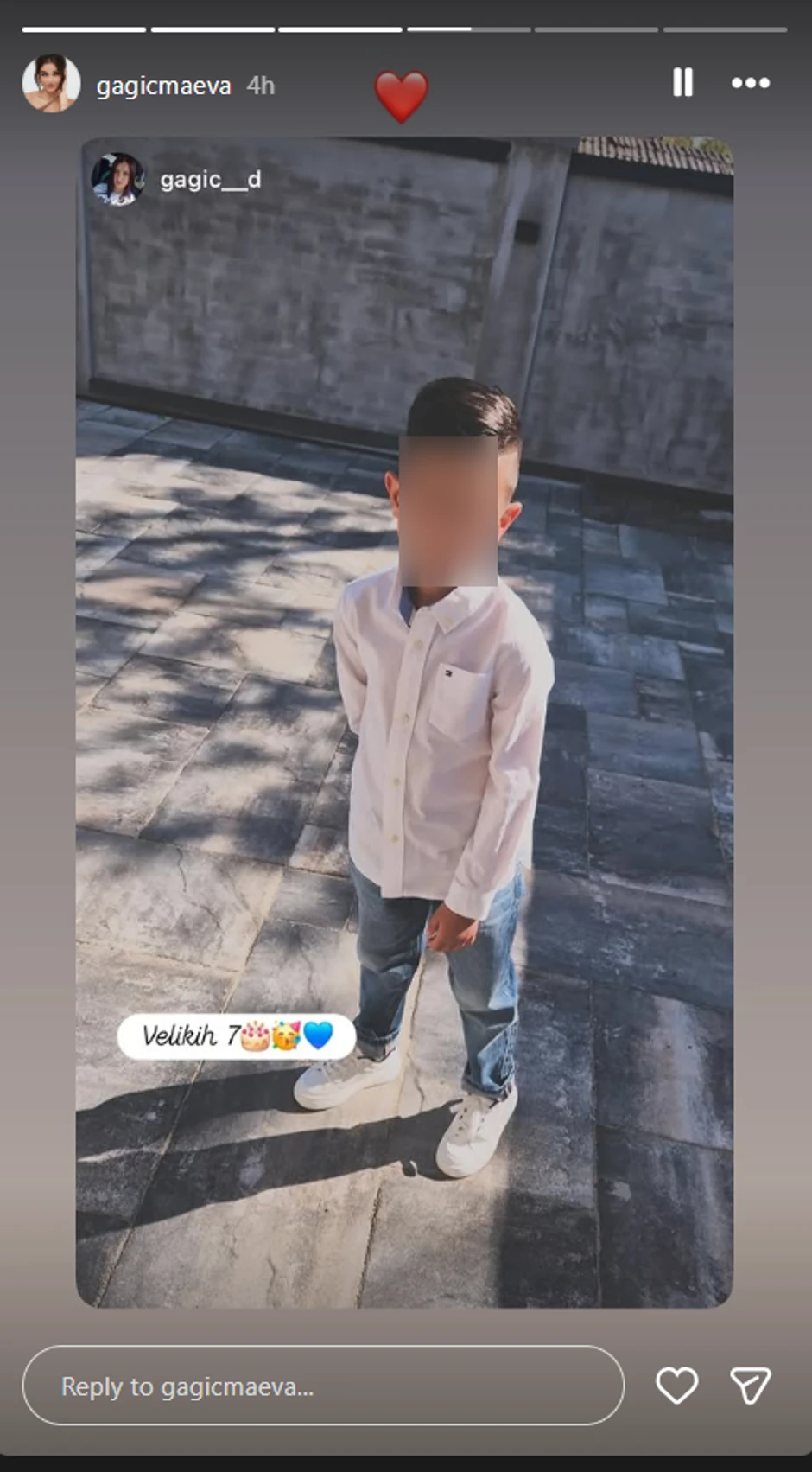Sin Darka Lazića proslavlja rođendan