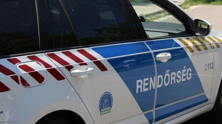 Ismét késsel támadtak egy intézkedő rendőrre / Illusztráció: Police.hu