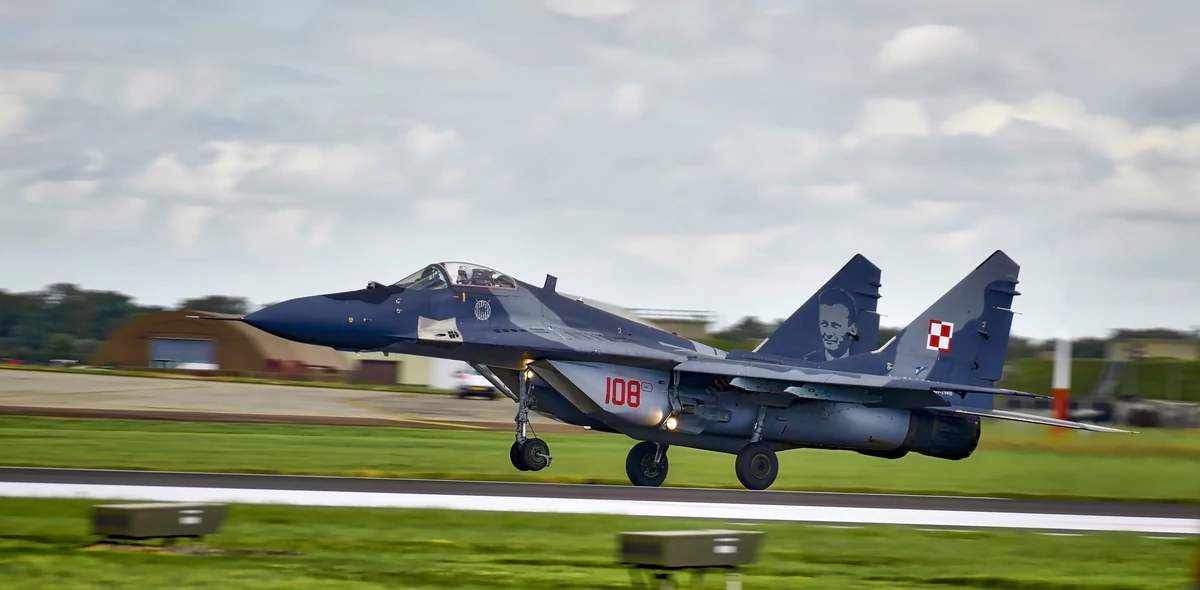  Polski MiG-29 zgubił zbiornik paliwa. Spadł kilkaset metrów od zabudowań