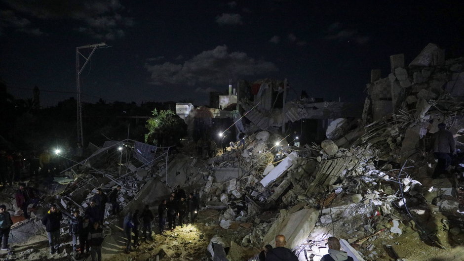 Zniszczenia po nocnym nalocie Izraela