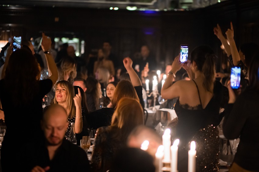 Vesna Zmijanac i Amar Gile - Dva jelena