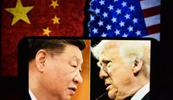 Chiński gambit. Pekin kusi Trumpa paradą i szczytem z Putinem. Historyczny zwrot?