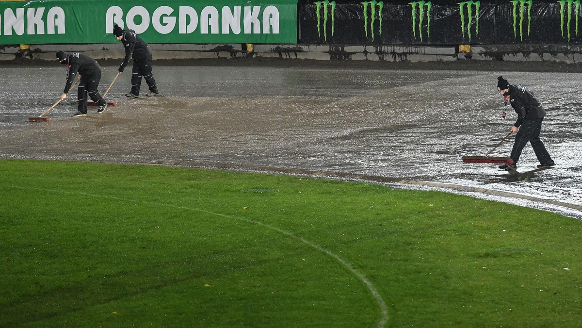 Burza wokół budowy stadionu żużlowego. Sławomir Nitras komentuje