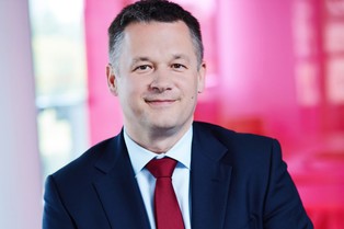 Zespół Oil, Gas and Chemicals Wojciecha Słowińskiego dołącza do Strategy&